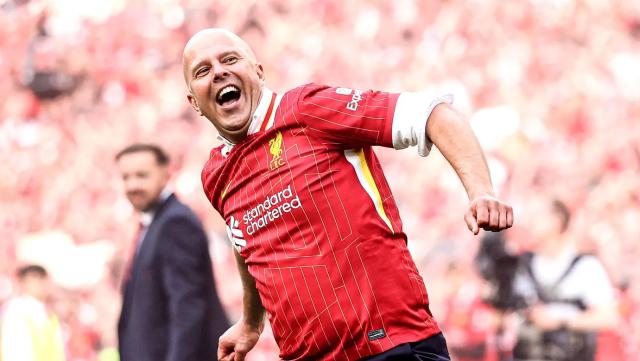 app下载-斯洛特上任时曾遭嘲讽：这人谁啊？利物浦完蛋了！